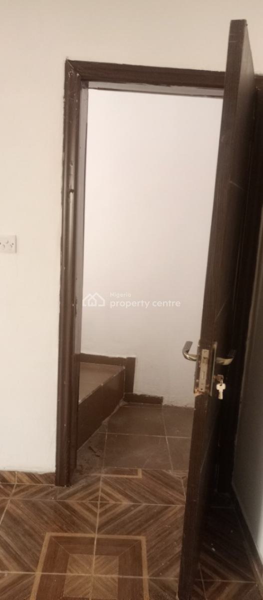 a Standard 1-bed 2 Toilets with Good Light Very Close to Road, Elemoro, Bogije, Ibeju Lekki, Lagos, Mini Flat (room and Parlour) for Rent