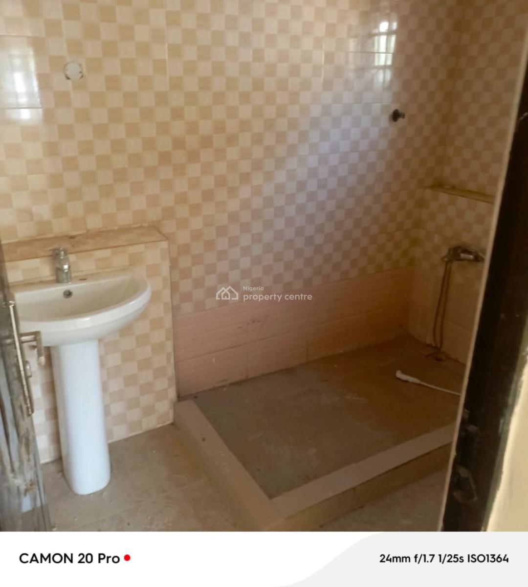 Four(4) Bedrooms Penthouse Detached Duplex with 2 Rooms Bq Ensuites, River Park Estate Airport Road Abuja, Lugbe District, Abuja, Detached Duplex for Rent