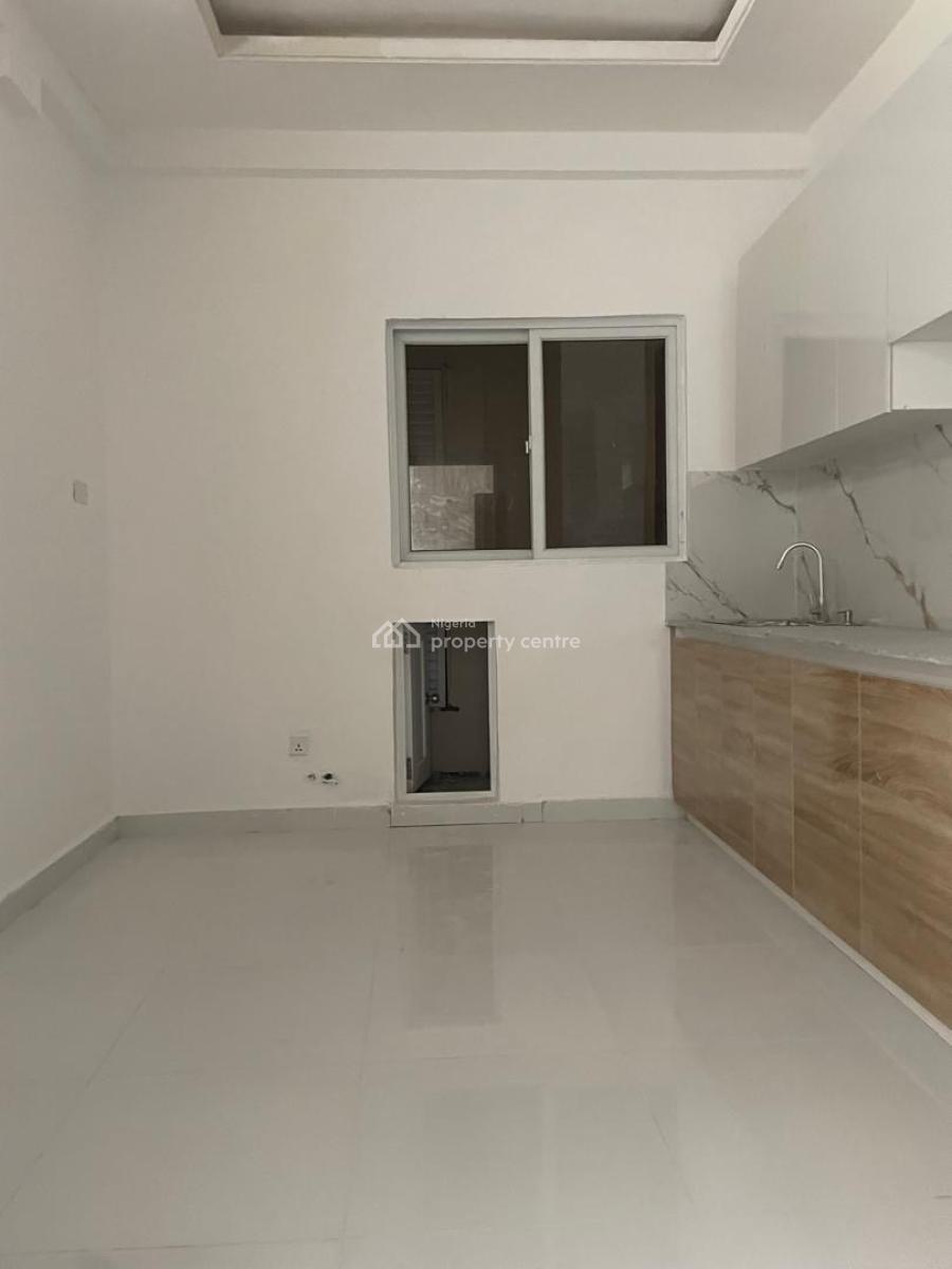 Service 2/3 Bedrooms, Off Osapa Road, Lekki, Lagos, House for Rent