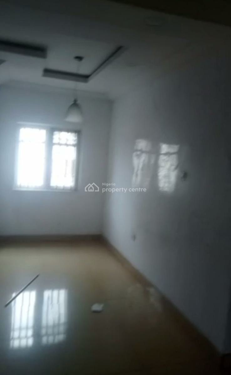 Clean 3 Bedroom Flat, Off Randle, Surulere, Lagos, Flat / Apartment for Rent