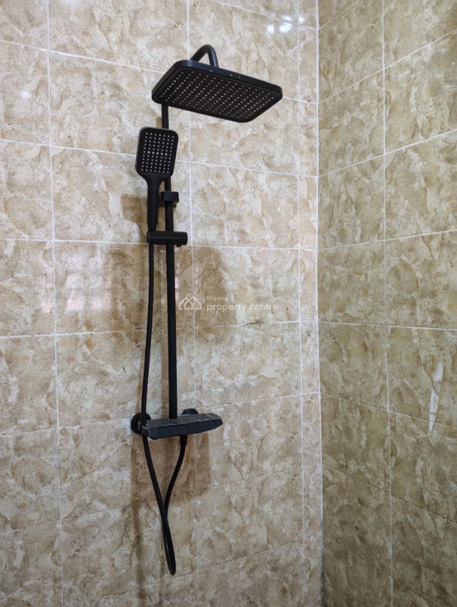 Spacious Three Bedroom Flat, Area 1, Garki, Abuja, Flat / Apartment for Rent