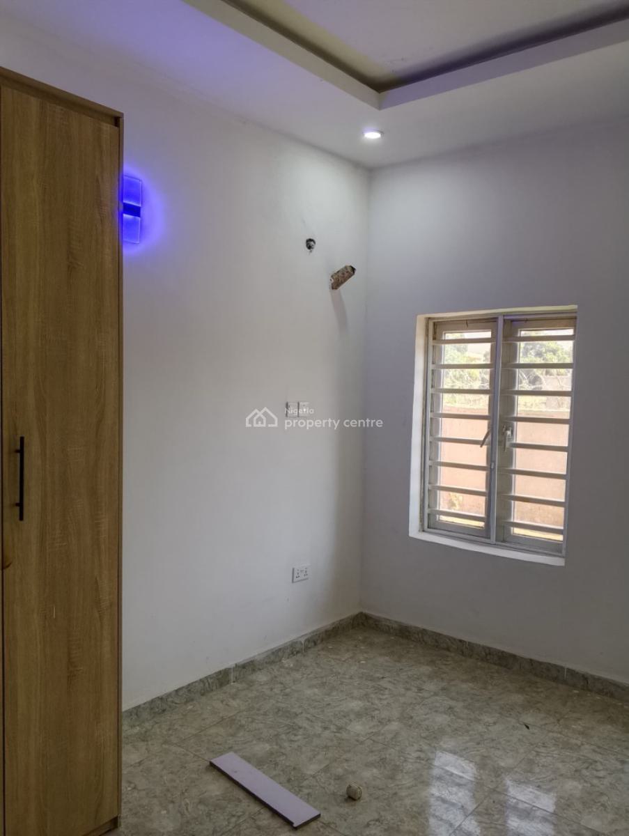 Spacious Three Bedroom Flat, Area 1, Garki, Abuja, Flat / Apartment for Rent