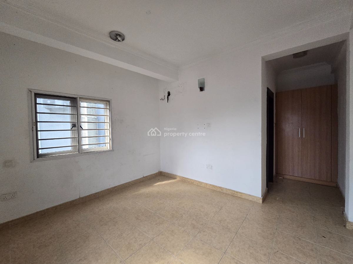 Nicely Finished & Serviced 4 Bedroom Terrace Duplex with Bq, Lekki Right Hand Side, Lekki Phase 1, Lekki, Lagos, Terraced Duplex for Sale