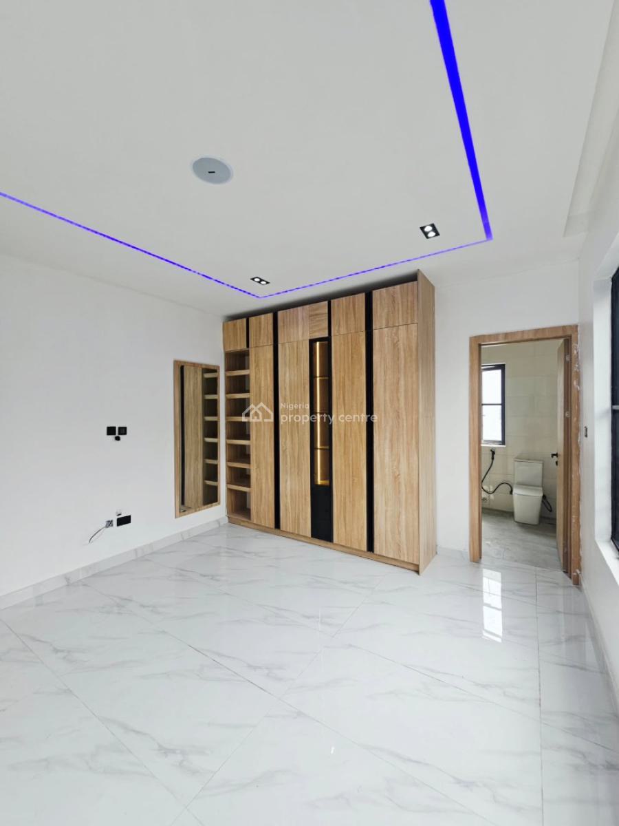 Brand New 2 Bedroom Apartment with Bq, Lekki Phase 1, Lekki Phase 1, Lekki, Lagos, Block of Flats for Sale