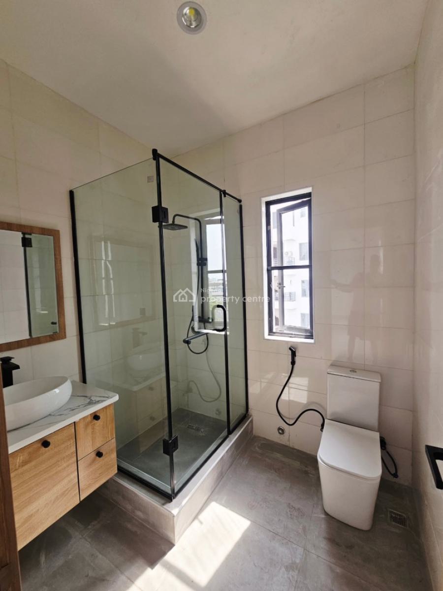 Brand New 2 Bedroom Apartment with Bq, Lekki Phase 1, Lekki Phase 1, Lekki, Lagos, Block of Flats for Sale