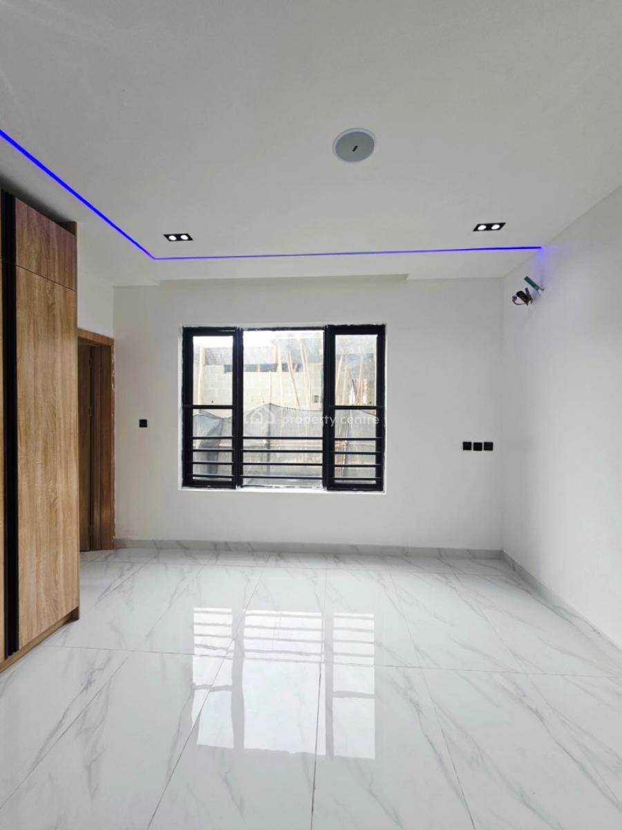 Brand New 2 Bedroom Apartment with Bq, Lekki Phase 1, Lekki Phase 1, Lekki, Lagos, Block of Flats for Sale