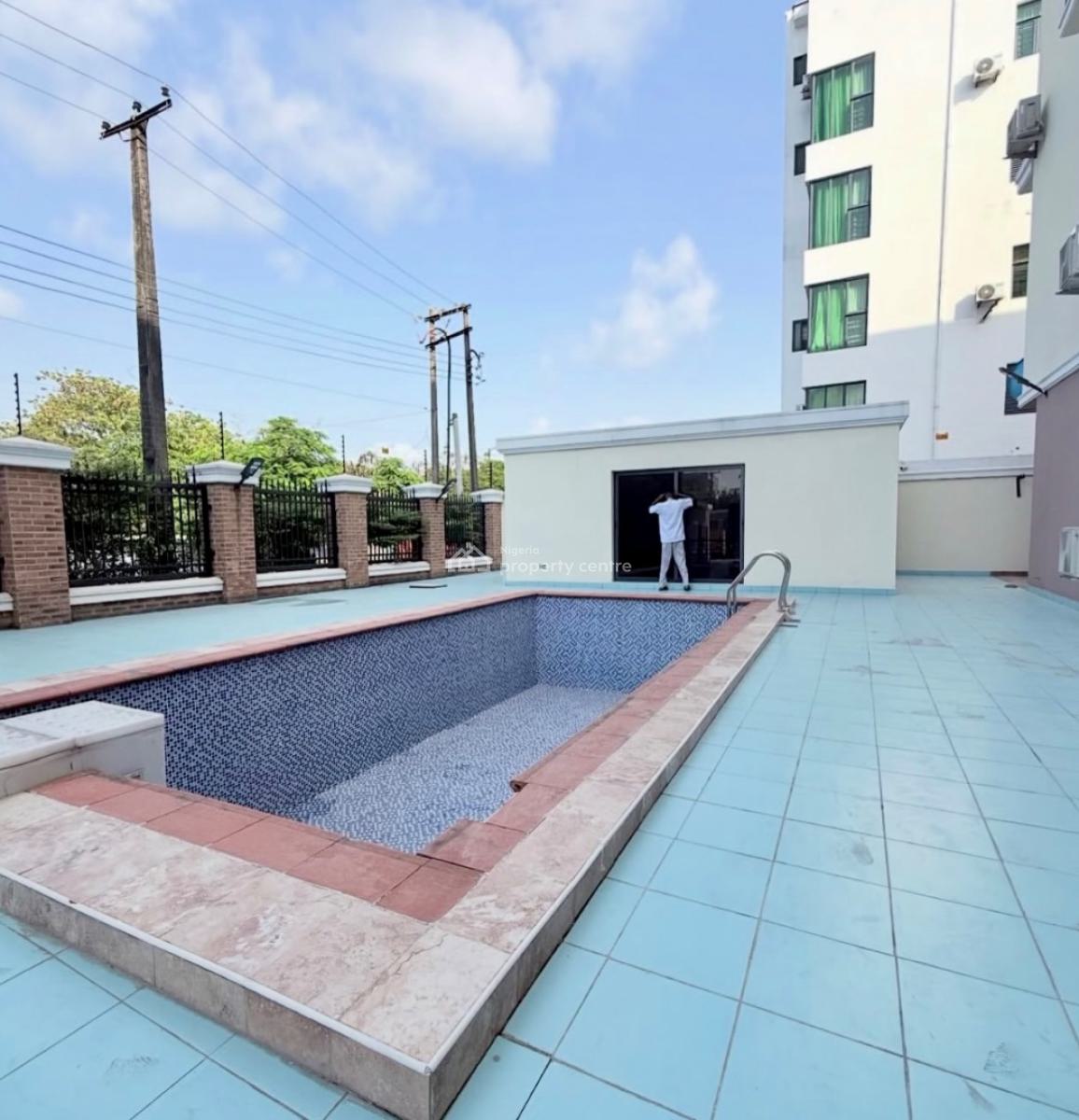 Serviced 4-bedroom Terrace Duplex with Swimming Pool, Ikoyi, Lagos, Terraced Duplex for Rent