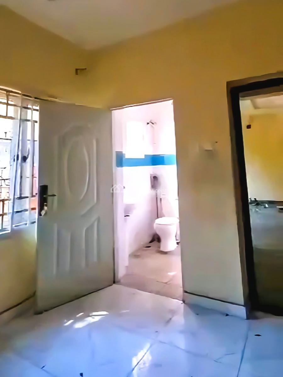 Standard 3 Bedroom Duplex with Band a Power in a Prestigious Vicinity, Old Gra, Port Harcourt, Rivers, Terraced Duplex for Rent