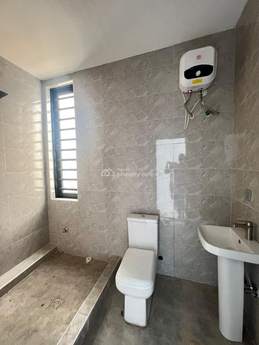 Contemporary 2 Bedroom Apartment Suitable for Investmen, Lekki Phase 1, Lekki, Lagos, Flat / Apartment for Sale