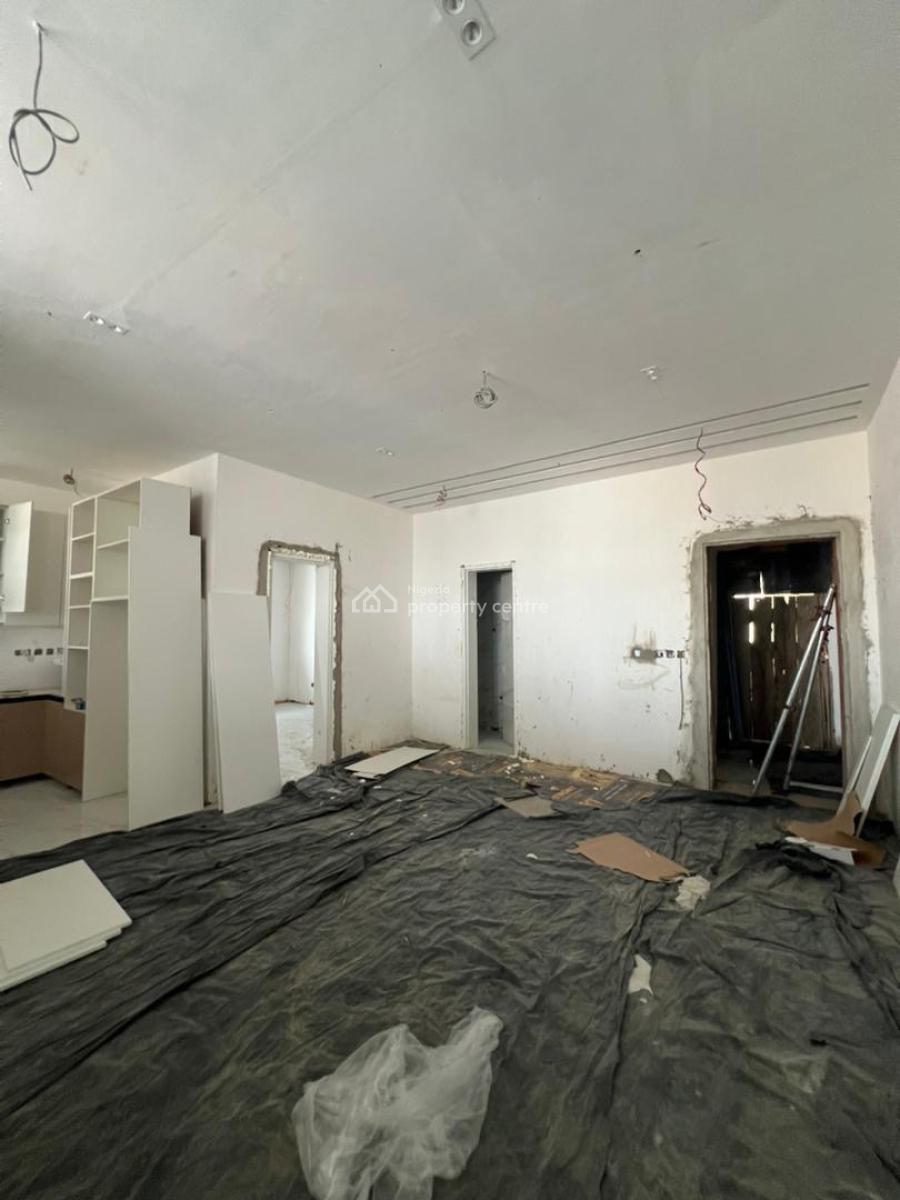 Well Build 1bedroom Apartments, Lekki Phase 1, Lekki, Lagos, Flat / Apartment for Sale