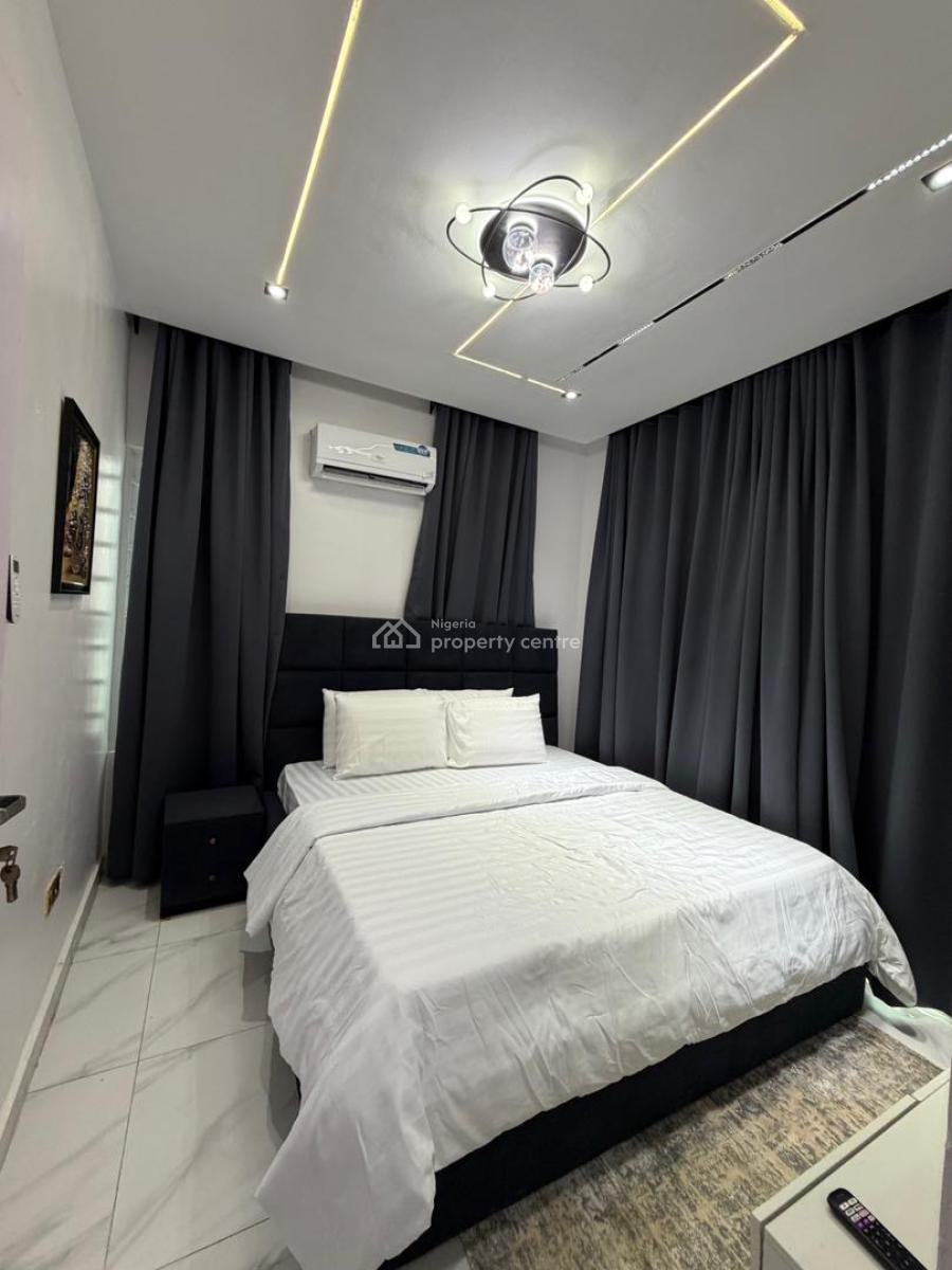 5-bedroom Furnished Fully Detached with Bq & Swimming Pool, Chevron, Lekki, Lagos, Semi-detached Duplex for Sale