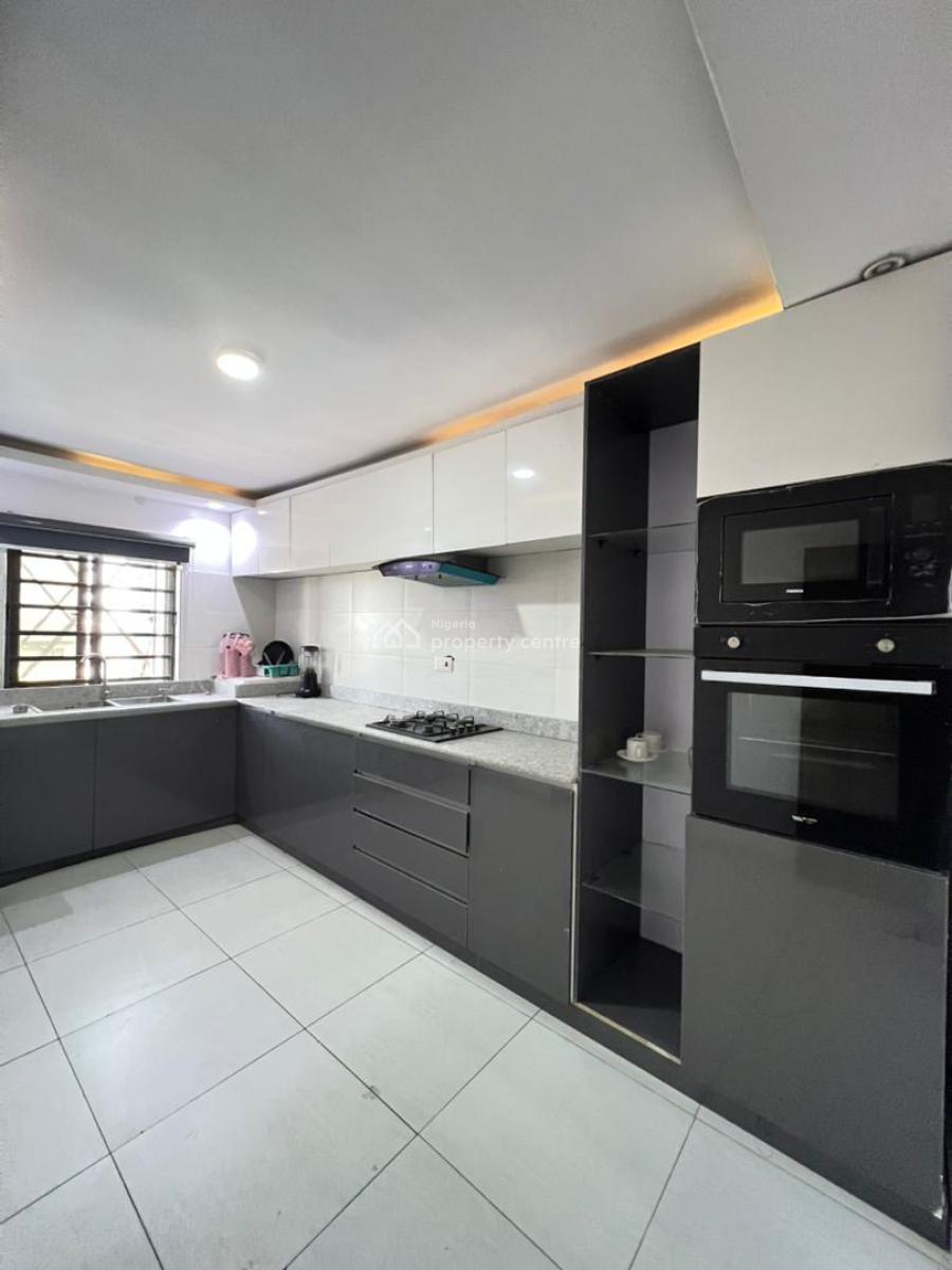 Partly Furnished 2 Bedroom Apartment with Elevator, Lekki Phase 1, Lekki, Lagos, House for Sale