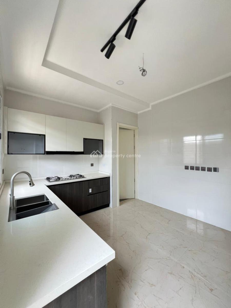 Impeccably Built 5 Bedroom Semidetached Duplex with Bq, Lekki Phase 1, Lekki, Lagos, Terraced Duplex for Sale
