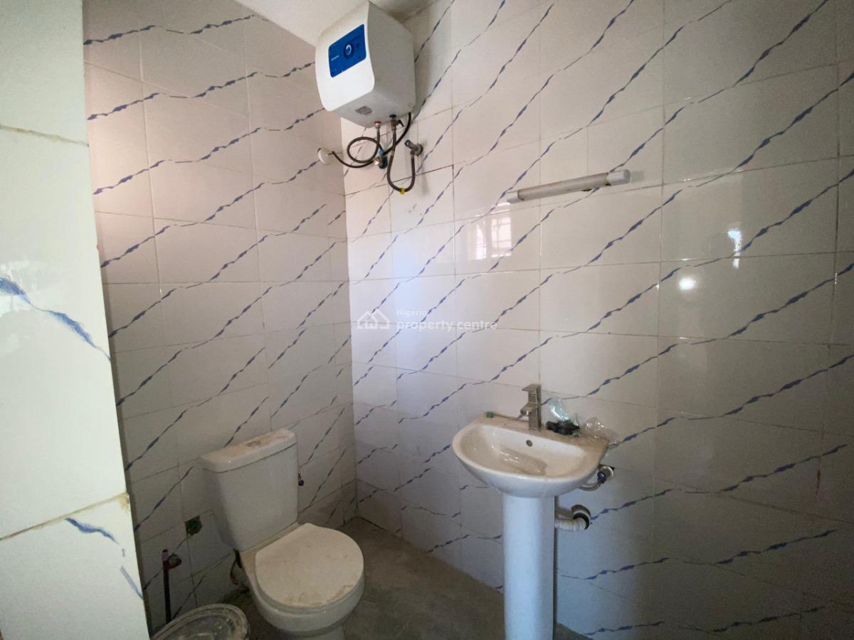 3 Bedroom Available, Life Camp, Abuja, Flat / Apartment for Rent