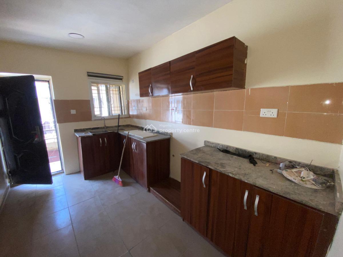 3 Bedroom Available, Life Camp, Abuja, Flat / Apartment for Rent