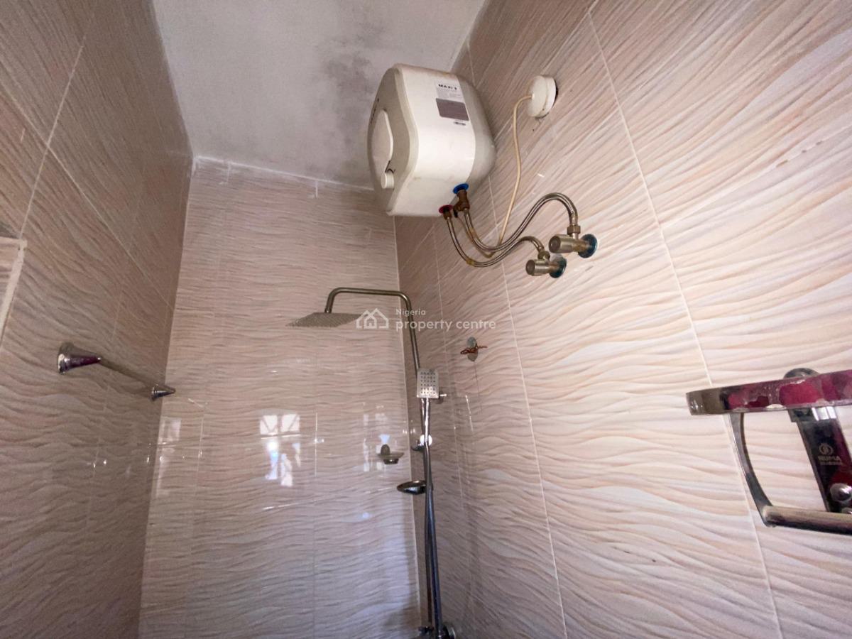 2 Bedroom Studio Apartment, Around Nizamiye Hospital, Idu Industrial, Abuja, Flat / Apartment for Rent