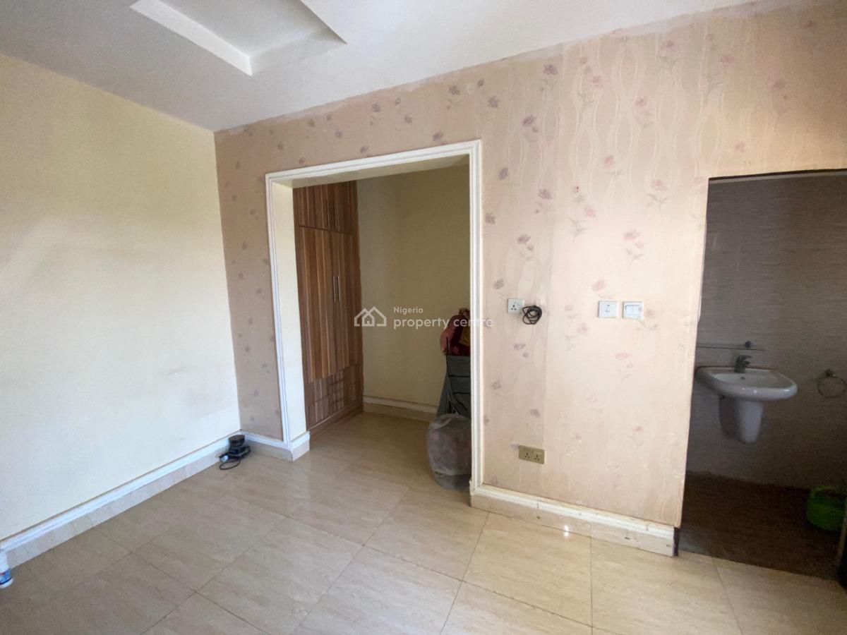 2 Bedroom Studio Apartment, Around Nizamiye Hospital, Idu Industrial, Abuja, Flat / Apartment for Rent