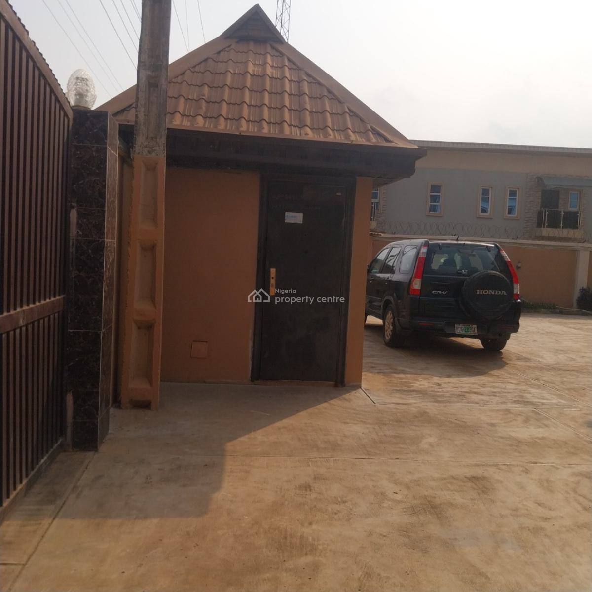 Standard 3bedroom.flat in a Private  at  Magboro, Peace Estate, Magboro, Ogun, Flat / Apartment for Rent