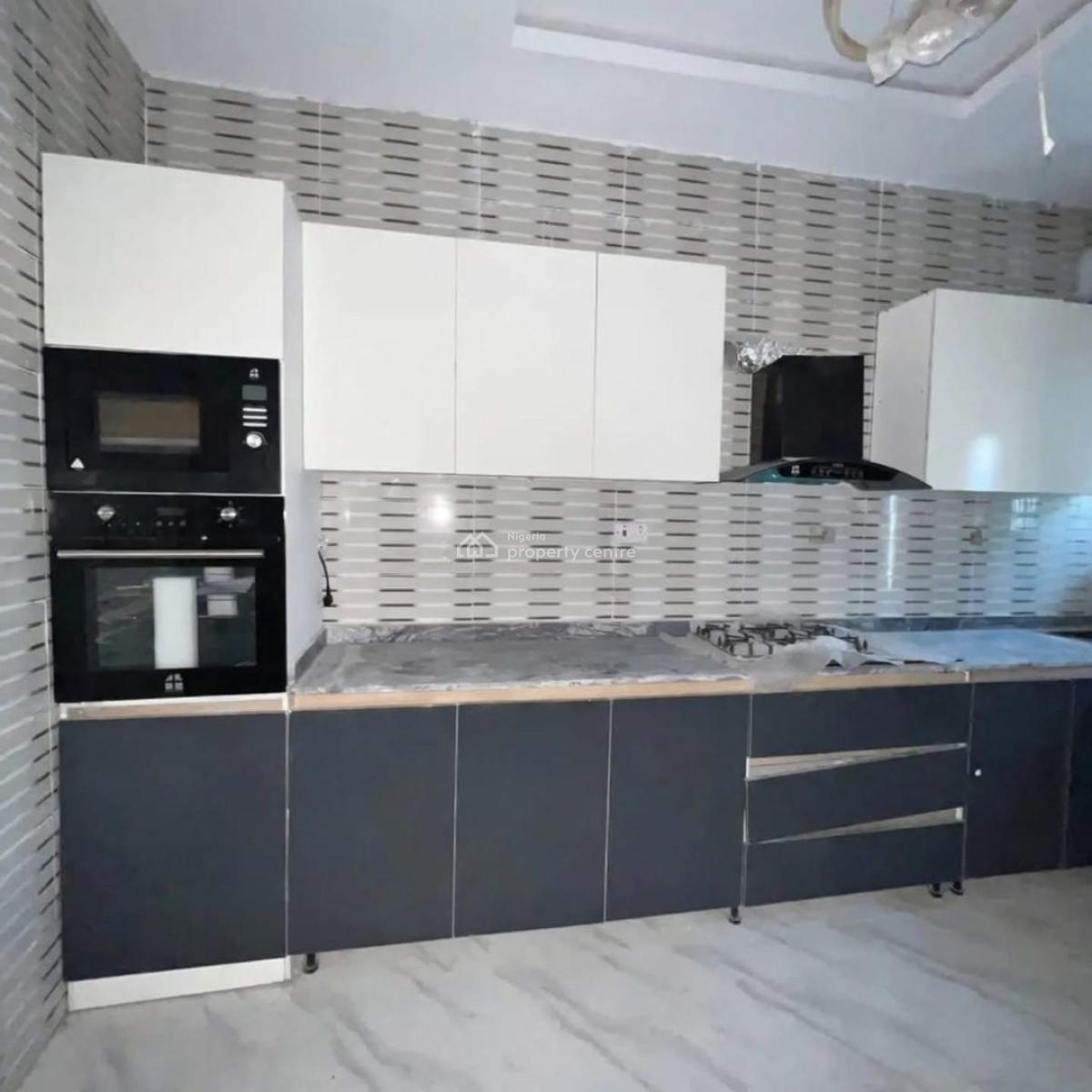 Luxury 2 Bedroom Apartment in a Cozy Environment, Ologolo, Ologolo, Lekki, Lagos, Flat / Apartment for Sale