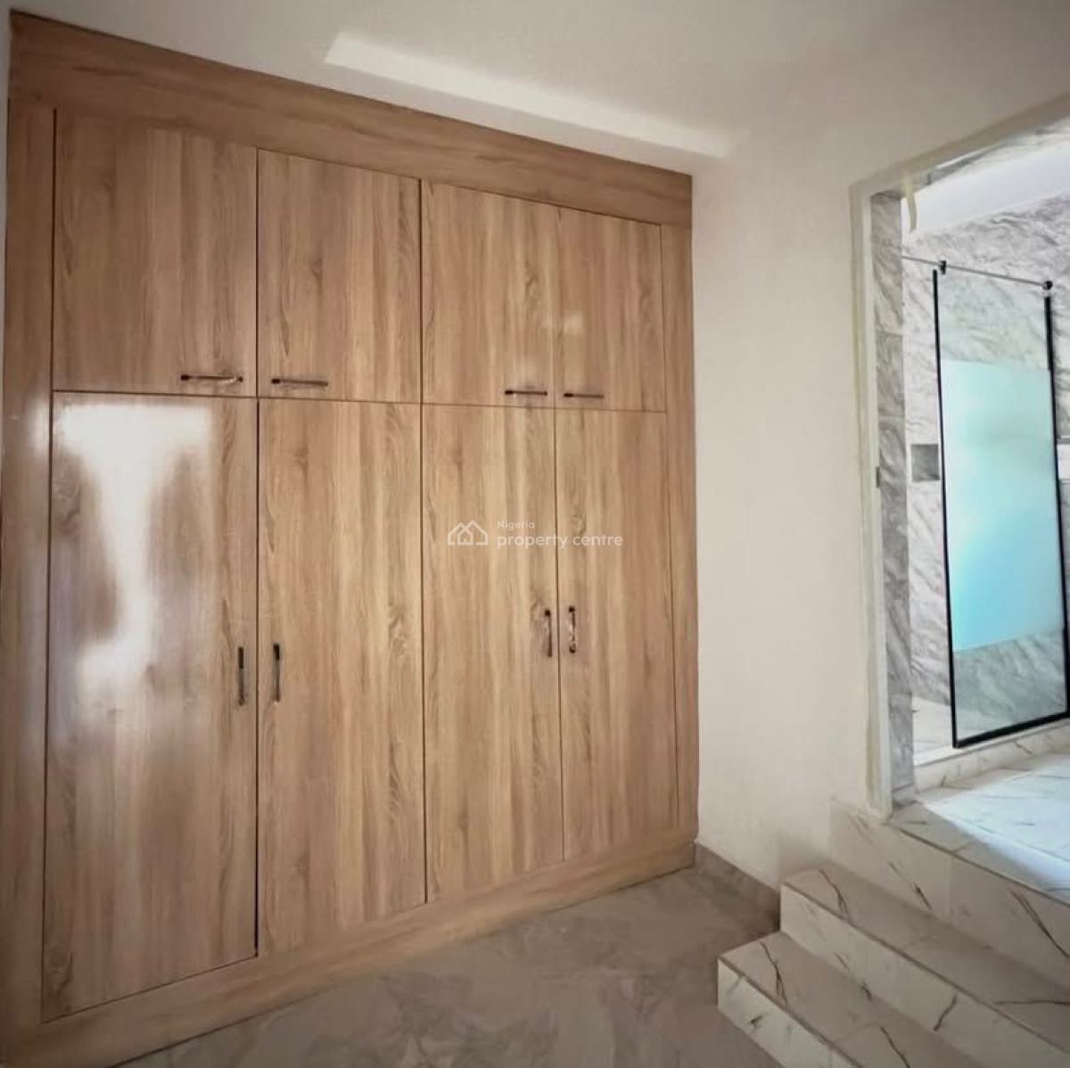 a Lovely 4 Bedroom Duplex All En-suite with 2 Units, Ikorodu, Ikorodu, Lagos, Detached Duplex for Sale