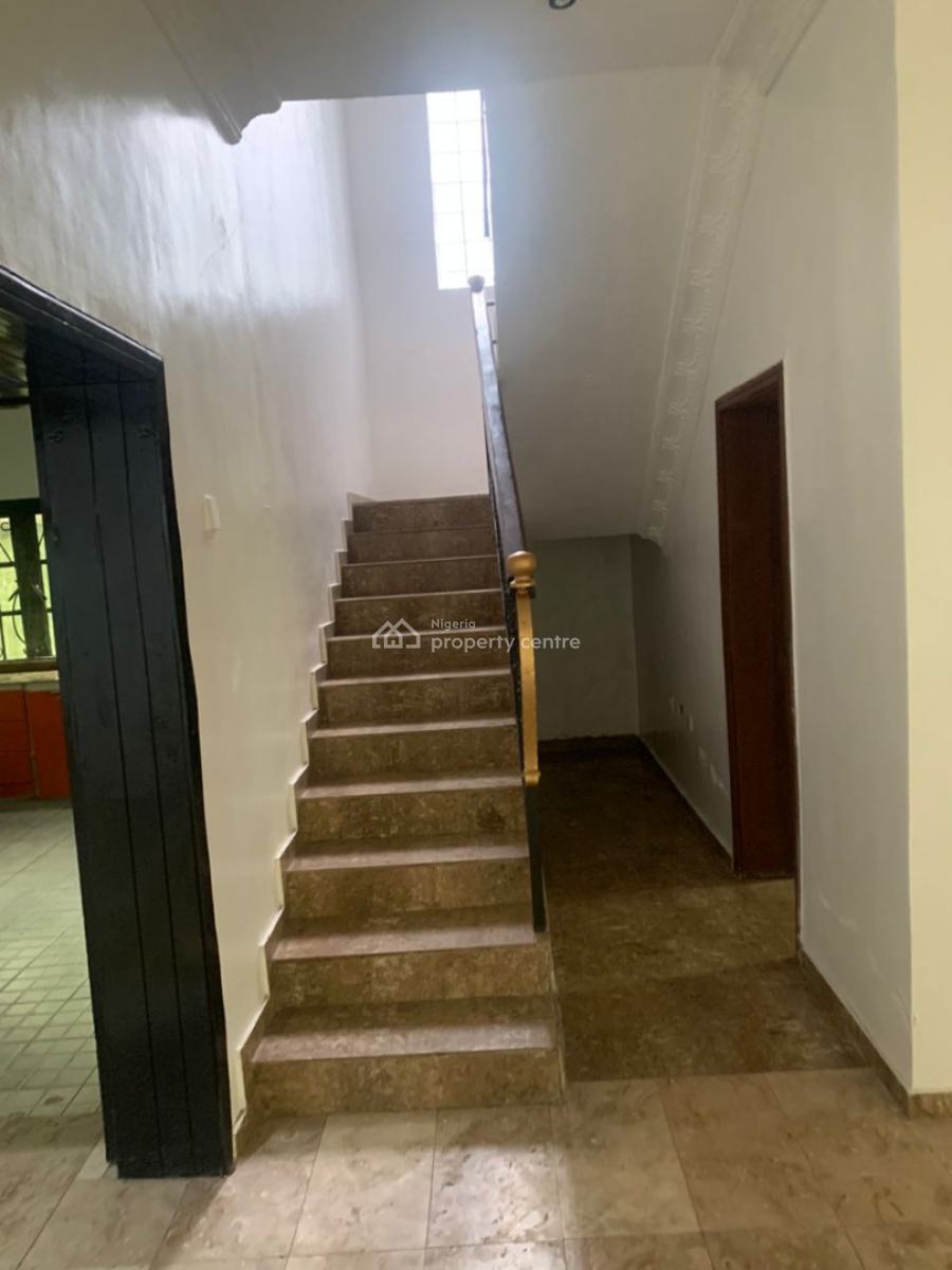 Beautiful Large Well Maintained 4 Bedrooms Semi Detached Duplex, By Scheme 1 Gate, Lekki Phase 1, Lekki, Lagos, Semi-detached Duplex for Rent