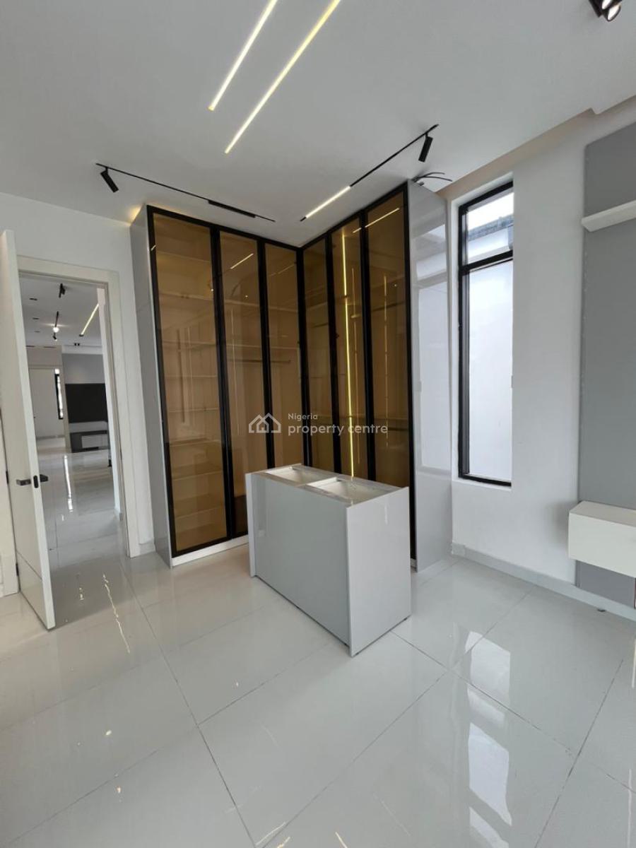 5 Bedrooms Fully Detached Duplex, Chevron, Lekki, Lagos, Detached Duplex for Sale