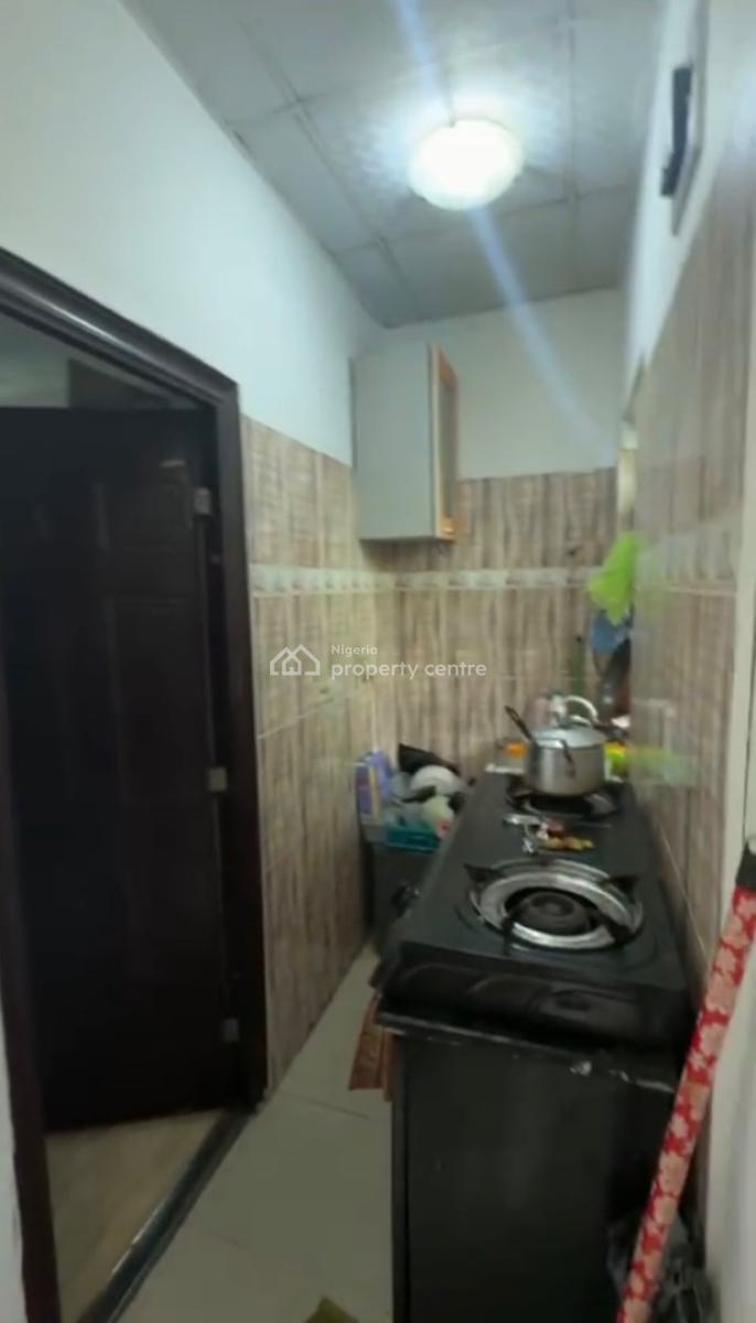 Self Contain Bq + Personal Kitchen, Bridgegate Estate, Agungi, Lekki, Lagos, Self Contain (single Rooms) for Rent
