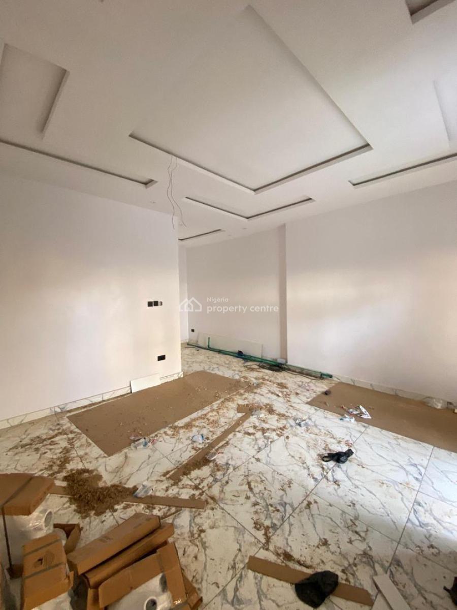 Spacious 3 Bedroom Apartment in a Secure and Serene Environment, Spacious 3 Bedroom Apartment in a Secure and Serene Environment, Sangotedo, Ajah, Lagos, Flat / Apartment for Sale