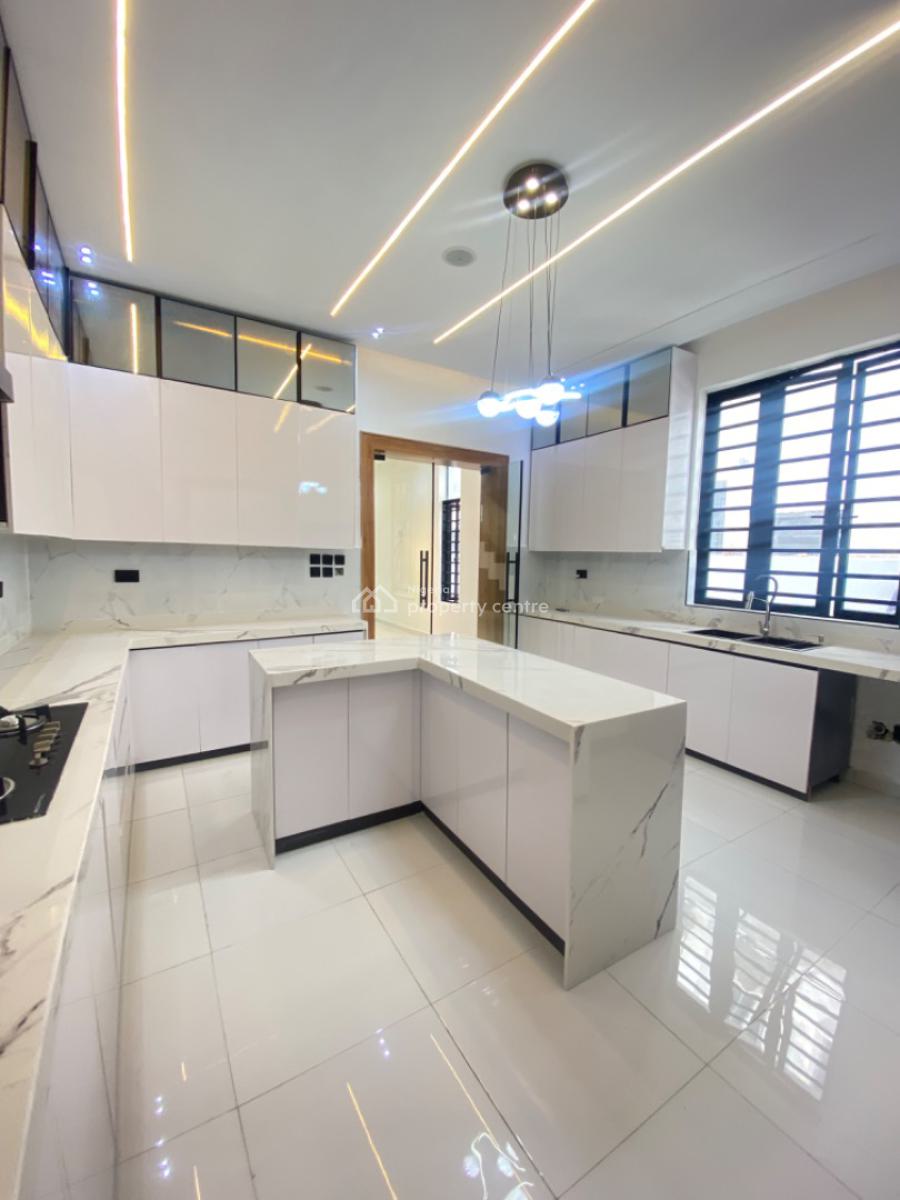 5 Bedroom Fully Detached Duplex with Bq and Swimming Pool, Lekki, Lagos, Detached Duplex for Sale