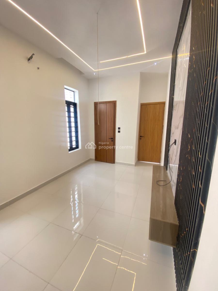 5 Bedroom Fully Detached Duplex with Bq and Swimming Pool, Lekki, Lagos, Detached Duplex for Sale