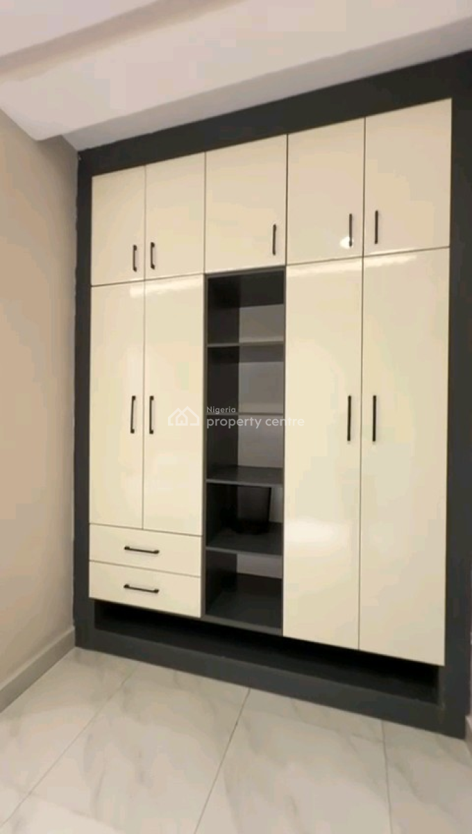 Exclusive Luxury Living: Fully Furnished 3-bedroom Flat, Paradise Estate, Katampe, Abuja, Flat / Apartment for Sale