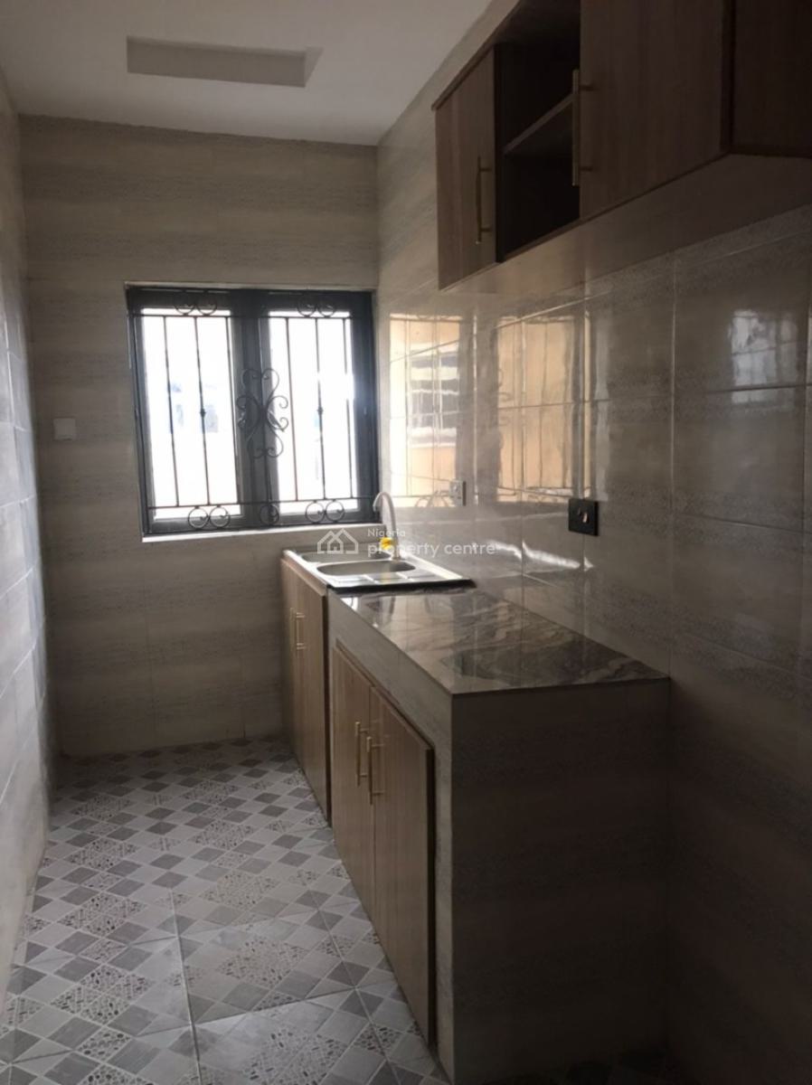 Luxury and Brand New 2bed Apartment in a Good and Secured Area, Ogunfayo Street, Awoyaya, Ibeju Lekki, Lagos, Flat / Apartment for Rent