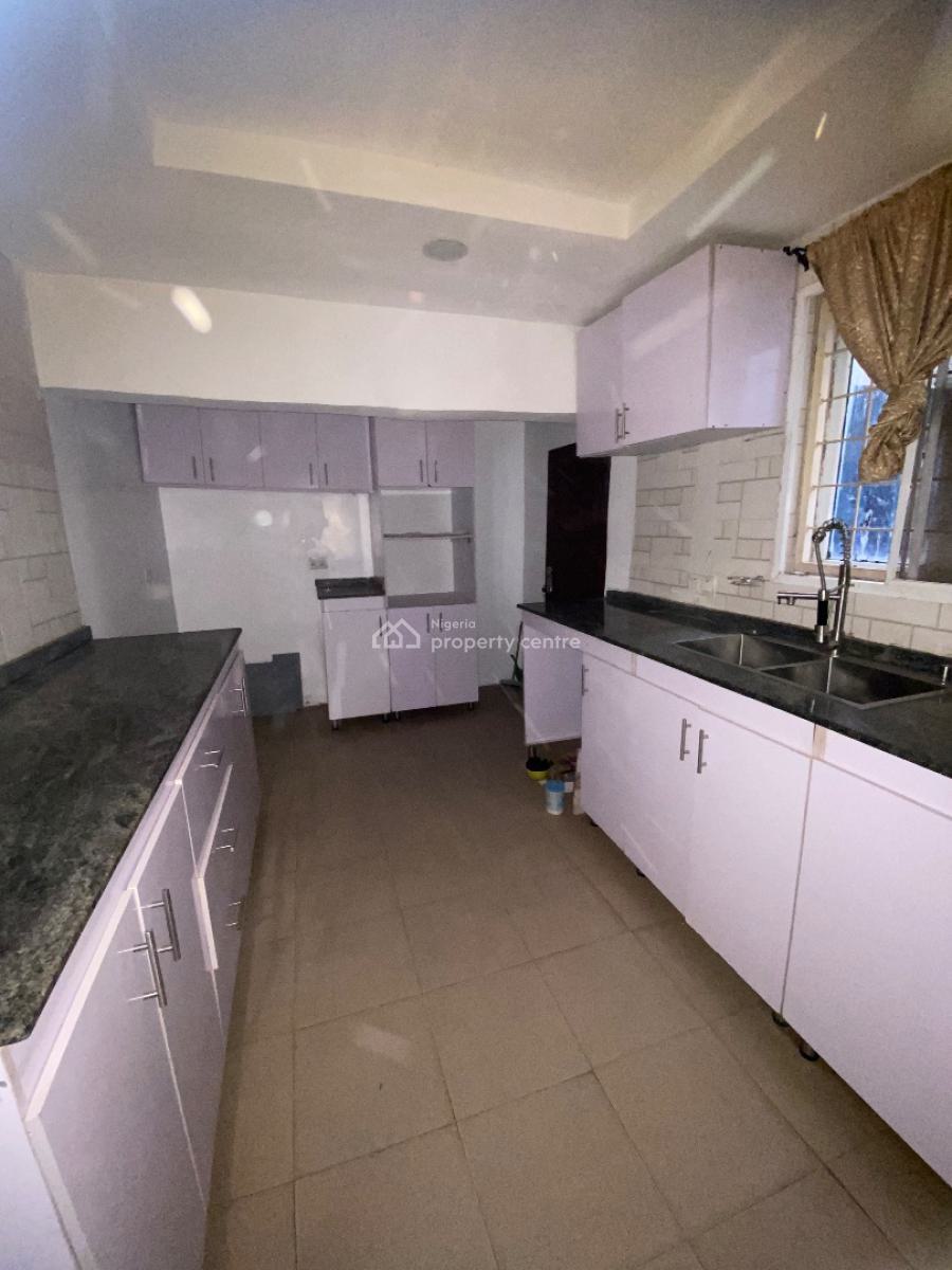 Standard 3 Bedroom Apartment with Visitors Toilet, Along Apo Primary/wumba District, Apo, Abuja, Flat / Apartment for Rent