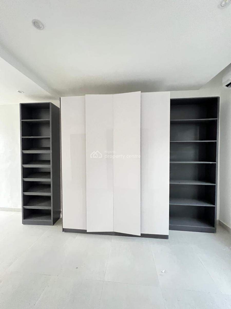 Well Built 4 Bedroom Terraced Duplex in a Well Secured Location, Lekki Phase 1, Lekki, Lagos, Terraced Duplex for Sale