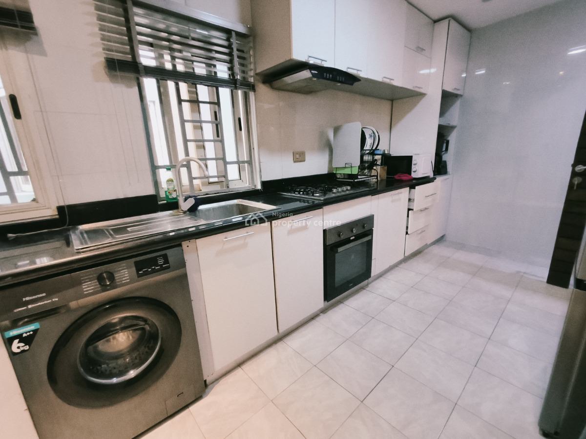 Mini Flat (room & Parlour) Apartment, Lekki Phase 1, Lekki Phase 1, Lekki, Lagos, Mini Flat (room and Parlour) Short Let