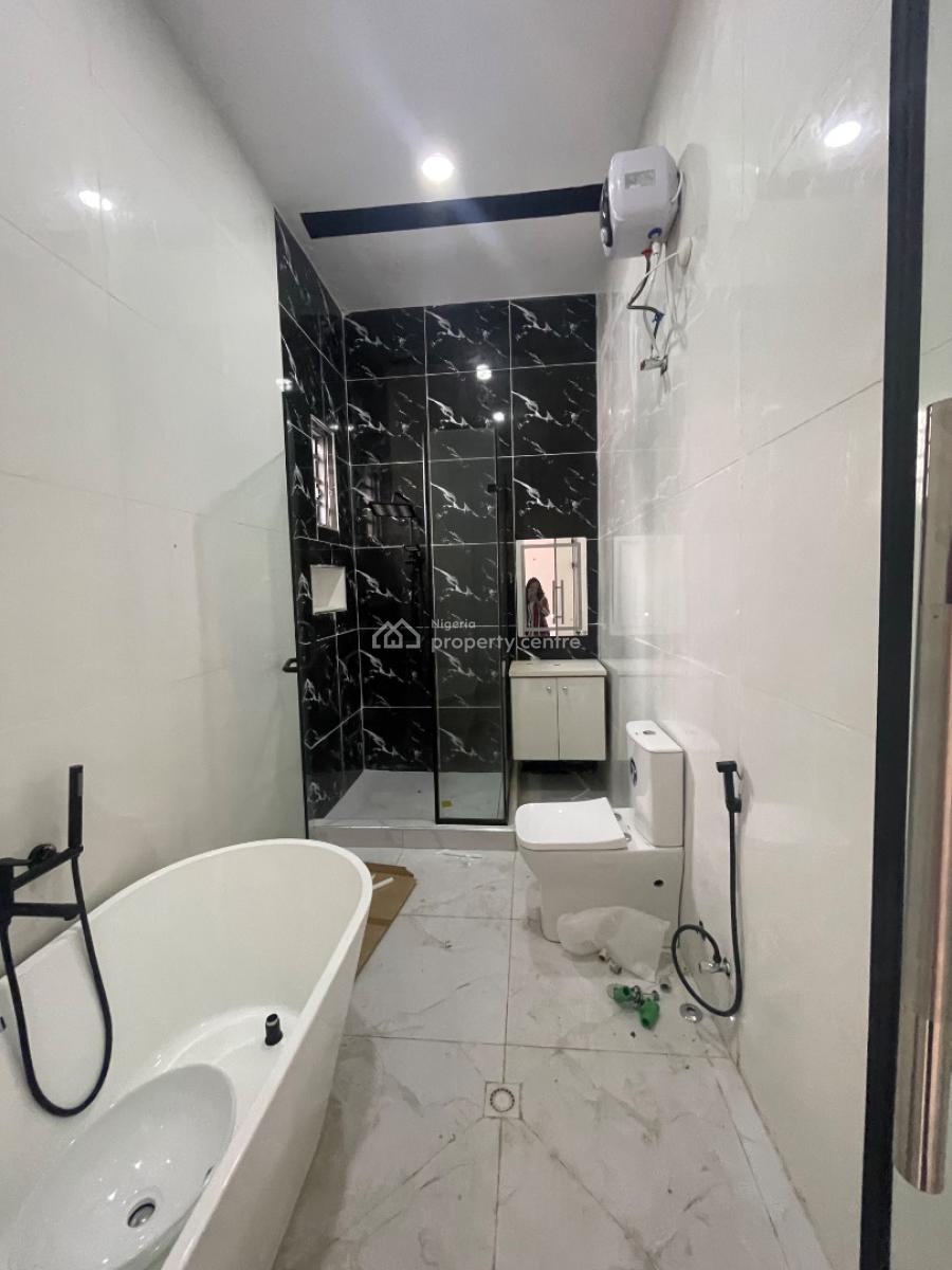 Luxury Three Bedroom Terrace with Excellent Finishing, Sangotedo, Ajah, Lagos, Terraced Duplex for Sale