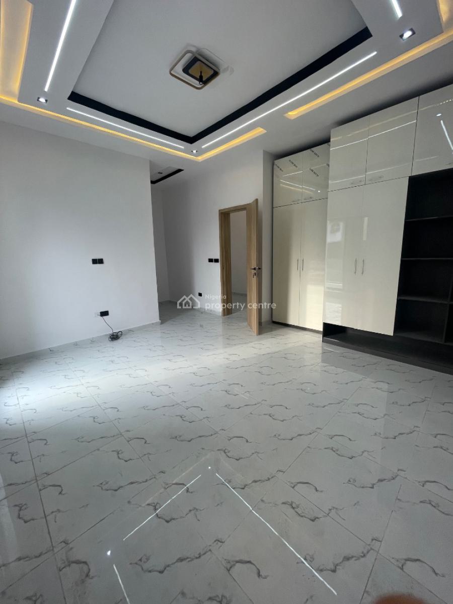 Luxury Three Bedroom Terrace with Excellent Finishing, Sangotedo, Ajah, Lagos, Terraced Duplex for Sale