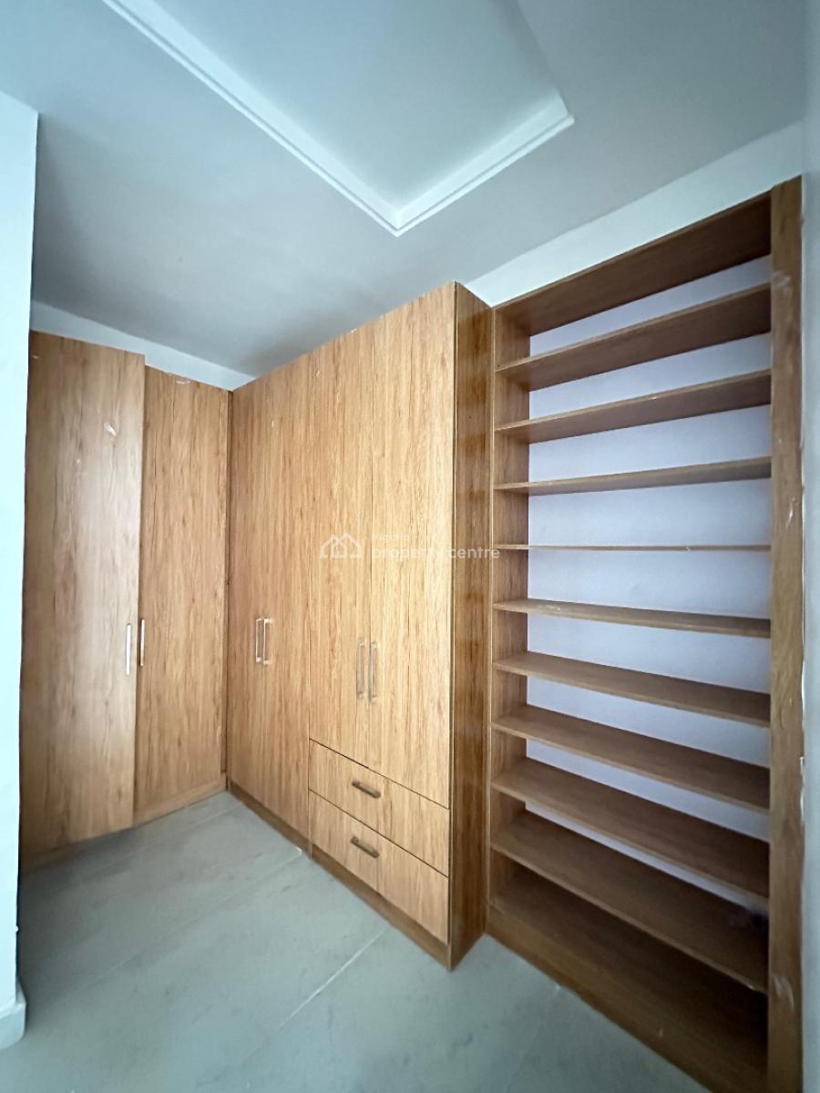 Luxurious 4 Bedroom Terraced Duplex in a Well Secure Location, Lekki Phase 1, Lekki, Lagos, Terraced Duplex for Sale