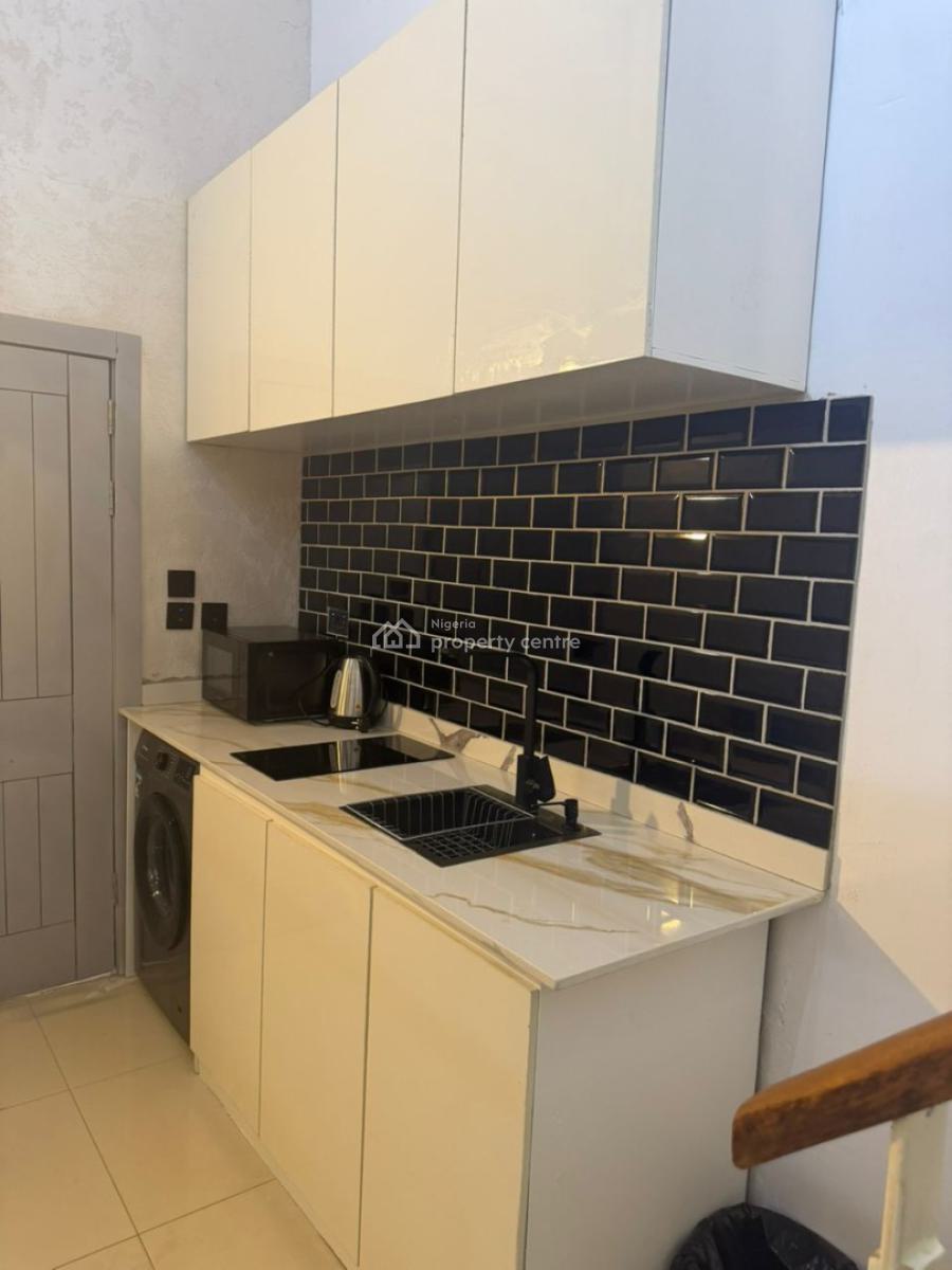 Fully Furnished Room and Parlor Loft, Lekki Phase One, Lekki, Lagos, Mini Flat (room and Parlour) for Rent