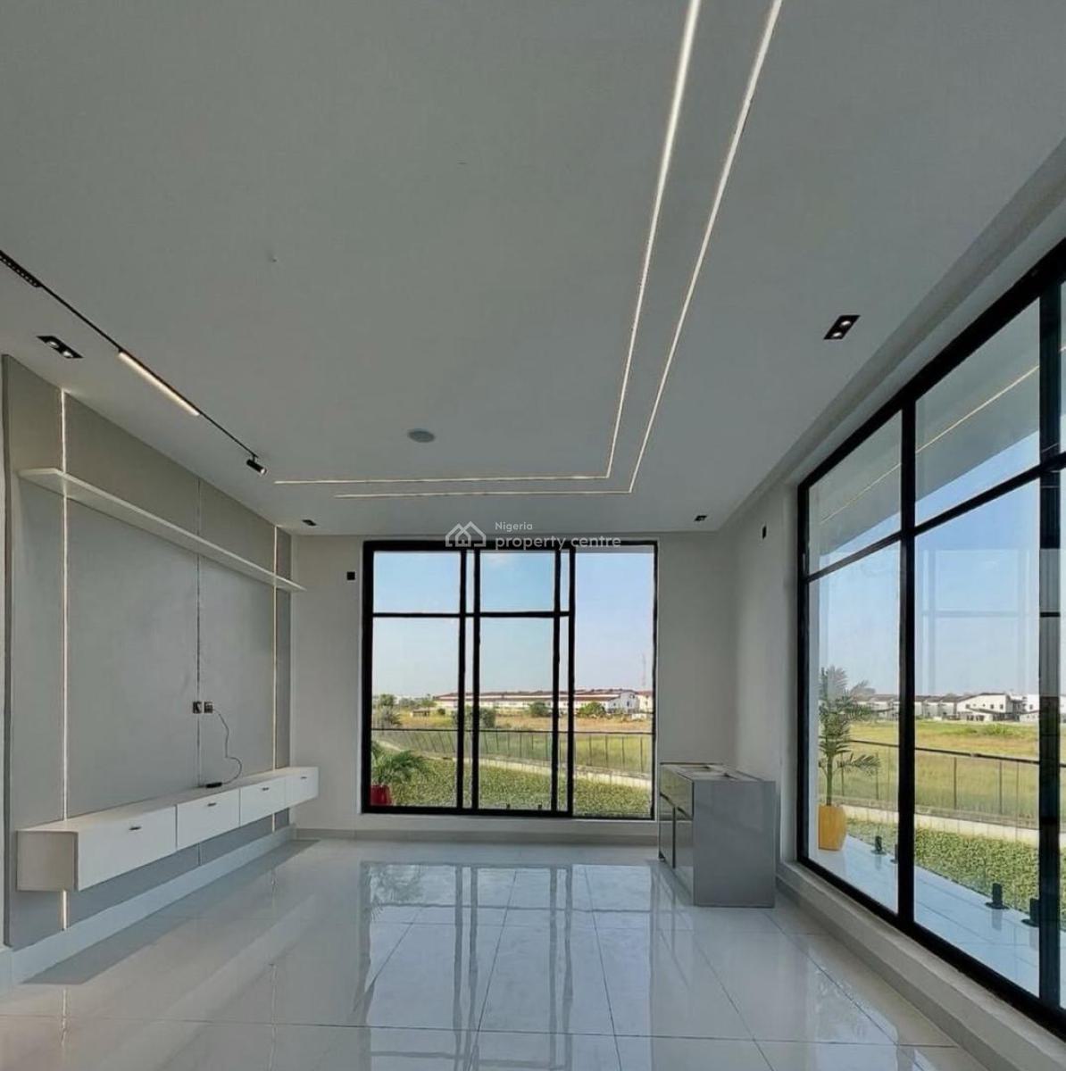 5 Bedroom Fully Detached with 2 Bq, Chevrons, Lekki, Lagos, Detached Duplex for Sale