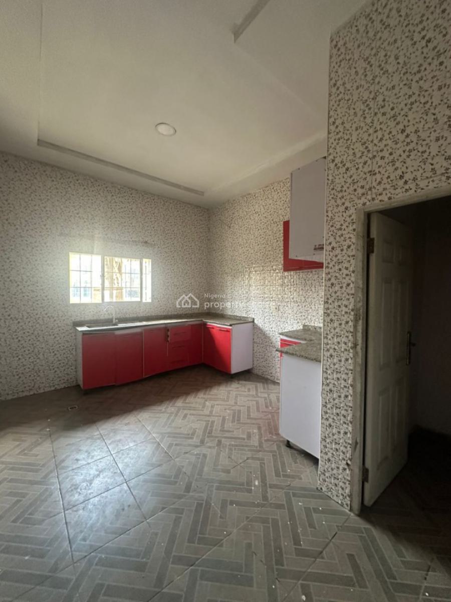 Excellent Spacious 2 Bedroom Apartment, By The Express, Lokogoma District, Abuja, Flat / Apartment for Rent