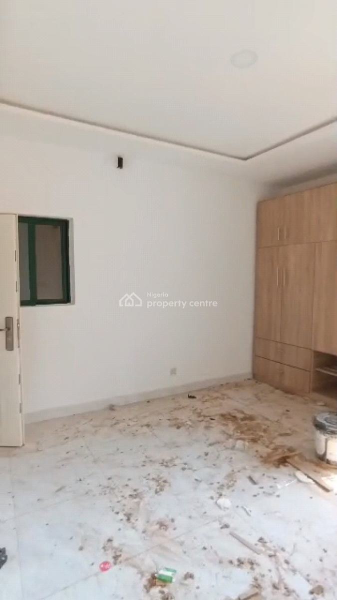 2bedrooms Flat, Tarred Road, Utako, Abuja, Flat / Apartment for Rent