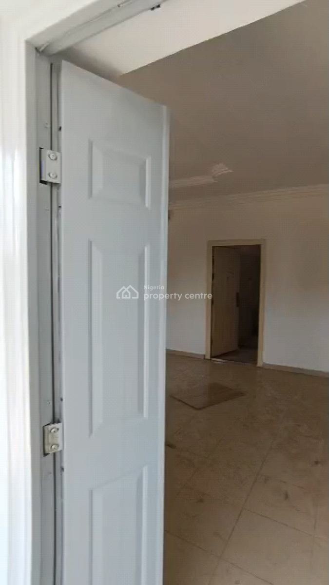 2bedrooms Flat, Tarred Road, Utako, Abuja, Flat / Apartment for Rent