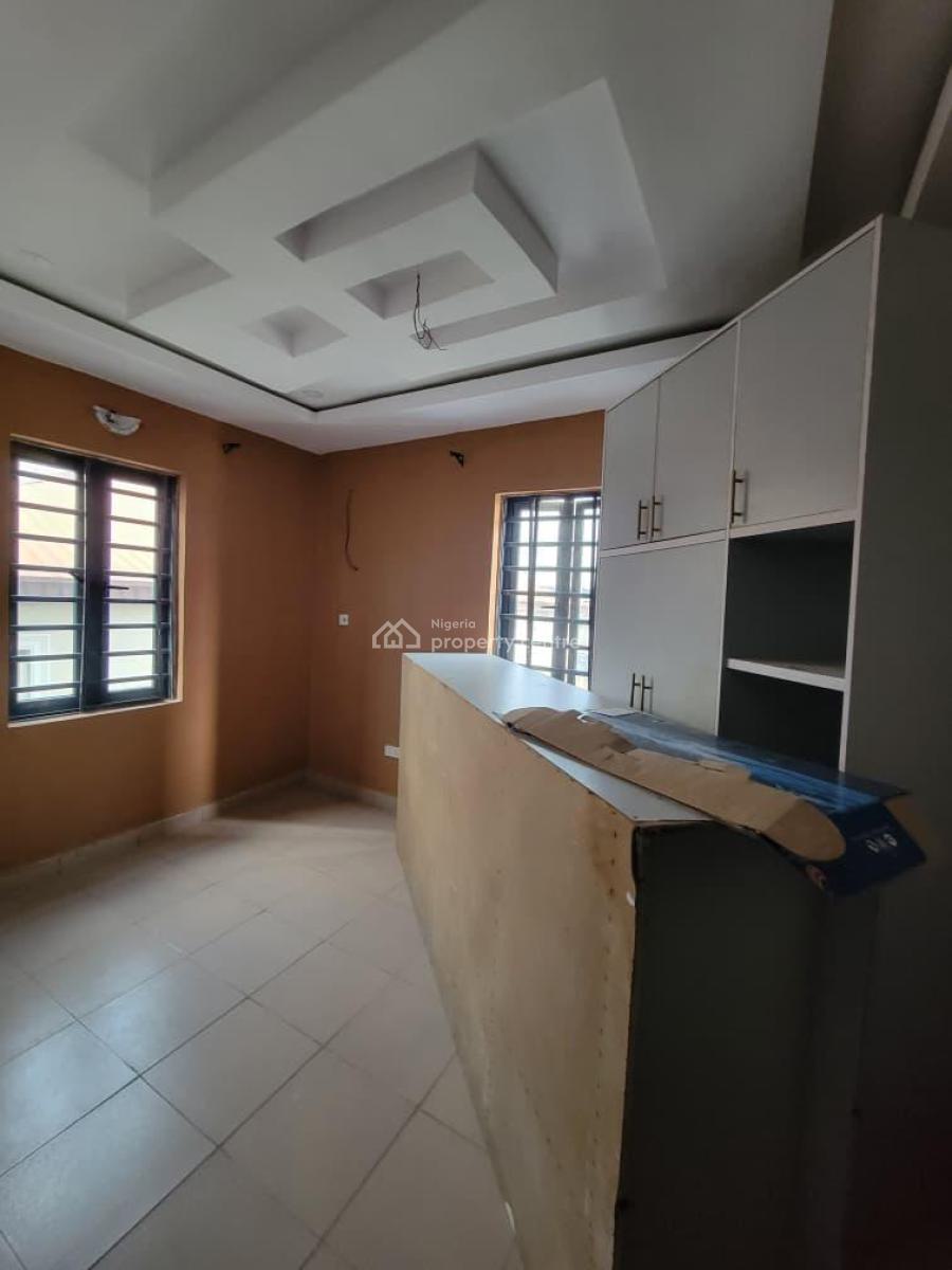 Luxury 3 Bedroom Apartment with Excellent Facilities, Ologolo, Lekki, Lagos, Flat / Apartment for Rent