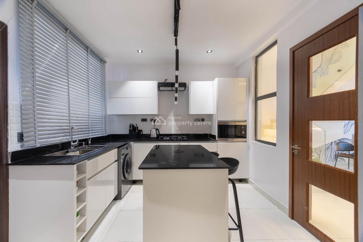 New 3-bedroom Apartment W/wine Bar, Indoor Treadmill, Access to Pool/t, Victoria Island (vi), Lagos, Flat / Apartment Short Let