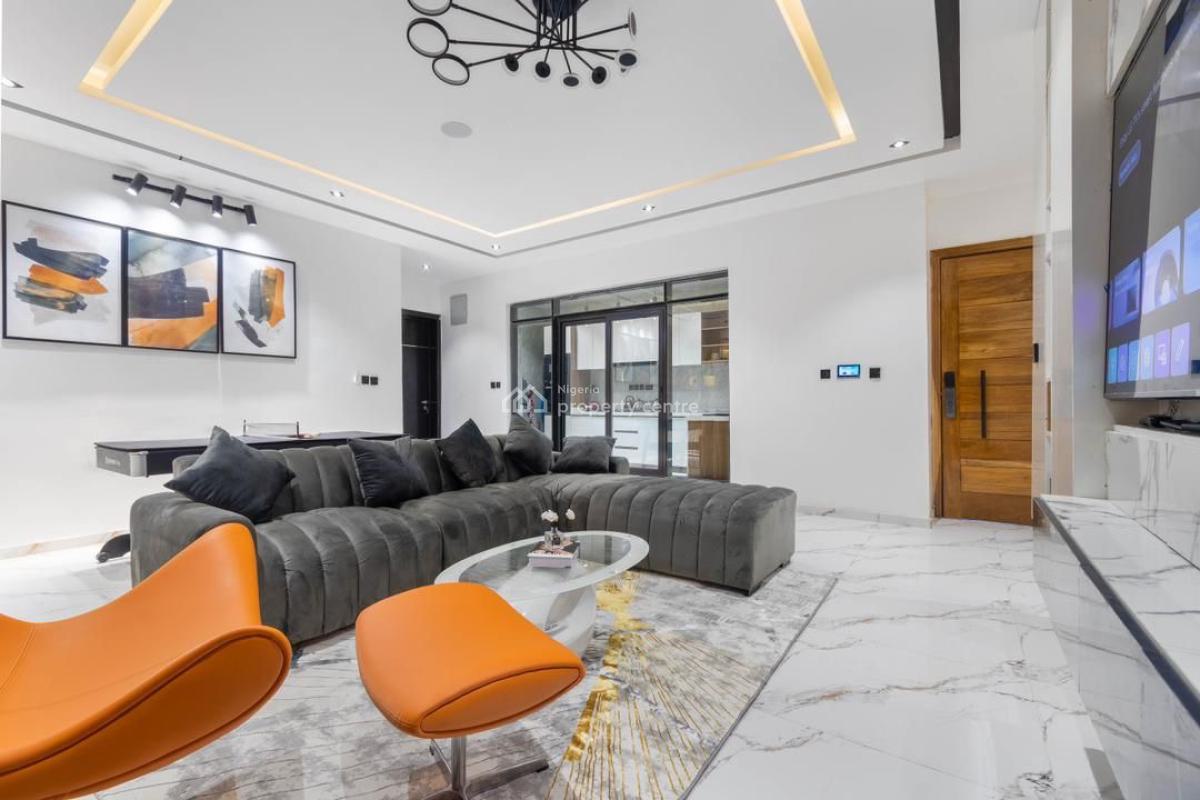 Venita; Newly Improved 2-bedroom W/private Cinema & X-box Now Availabl, Lekki Phase 1, Lekki, Lagos, Flat / Apartment Short Let