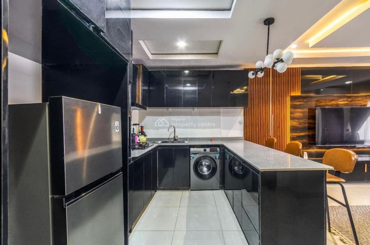 Very Neat Morden Day 2 Bedroom Apartment with Water View and Ikoyi Lin, Lekki Phase 1, Lekki, Lagos, Flat / Apartment Short Let