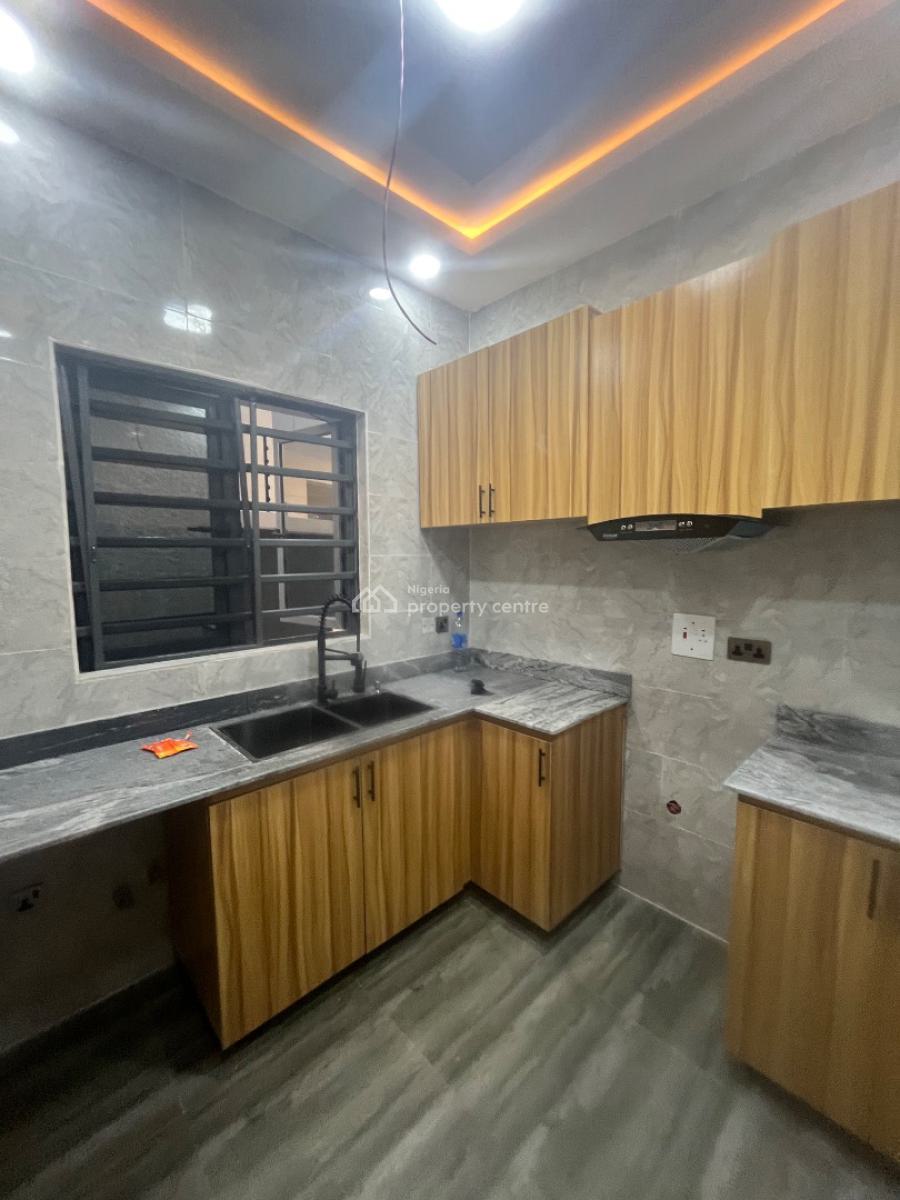 Luxury Beautiful 2 Bedroom Flat with Ac Downstairs, Lekki Scheme 2, Ajah, Lagos, Flat / Apartment for Rent