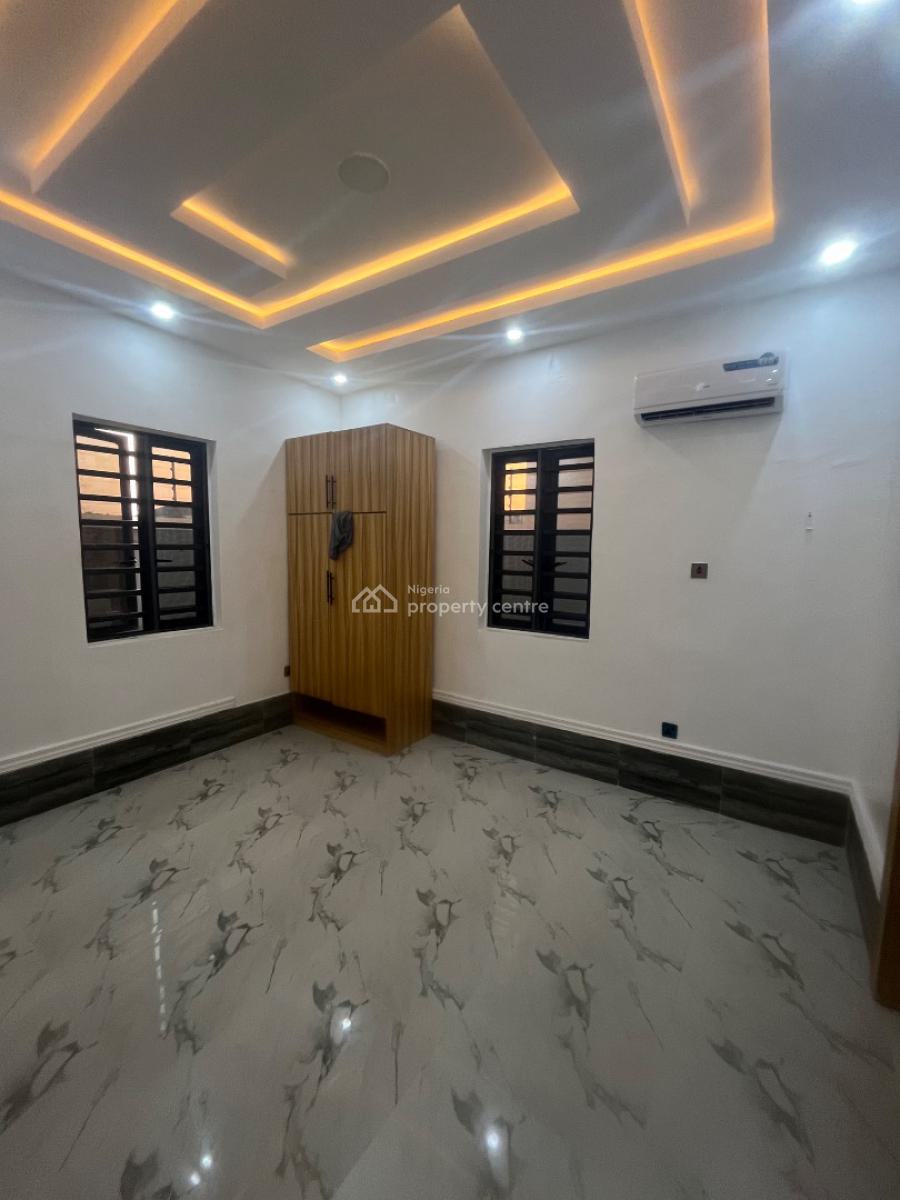 Luxury Beautiful 2 Bedroom Flat with Ac Downstairs, Lekki Scheme 2, Ajah, Lagos, Flat / Apartment for Rent