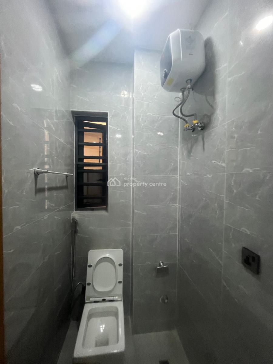 Luxury Beautiful 2 Bedroom Flat with Ac Downstairs, Lekki Scheme 2, Ajah, Lagos, Flat / Apartment for Rent
